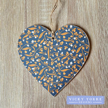 Load image into Gallery viewer, 'Cards To Keep' Wooden Hanging Heart – 'Heritage Cottage - Berries'