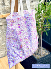 Load image into Gallery viewer, Cotton &#39;Love Is In The Air - Bees&#39; Book Bag by Vicky Yorke Designs