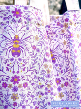 Load image into Gallery viewer, Cotton &#39;Love Is In The Air - Bees&#39; Book Bag by Vicky Yorke Designs