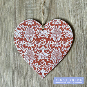 ***NEW*** 'Cards To Keep' Wooden Hanging Heart – 'Midwinter Animals'