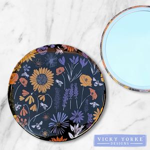 compact-mirror-meadow-design