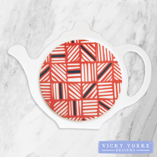 teabag-tidy-geometric-red